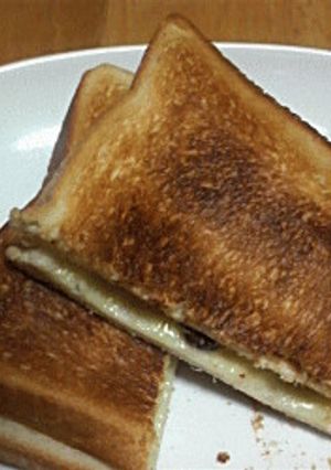 カリフォルニアレーズンチーズホットサンド-レシピのメイン写真