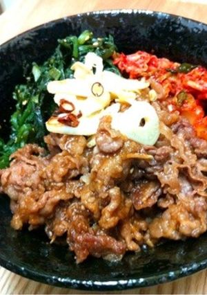 ピビンバ 〜春菊たっぷりと牛肉〜-レシピのメイン写真