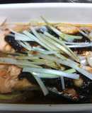 豆豉蒸三文魚*香港*サーモンのトウチ蒸し