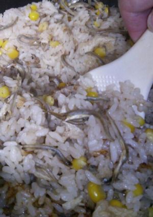 簡単☆おじゃコーンご飯【炊き込みご飯】-レシピのメイン写真