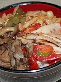 夏きのこのスタミナビビンバ丼-レシピのメイン写真