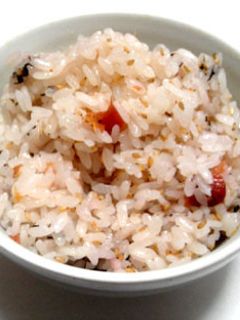 超簡単!梅干しの炊き込みご飯-レシピのメイン写真