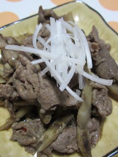 牛肉とごぼうのピリ辛炒め煮-レシピのメイン写真