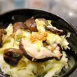 蒸しキャベツと椎茸の醤油麹和え