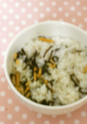 夜食グルメ★ふじっ子IN黒ごま茶漬け-レシピのメイン写真