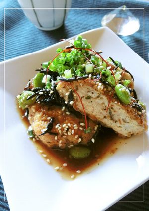 鶏の信田焼き ~ひじき焙煎にんにくソース-レシピのメイン写真