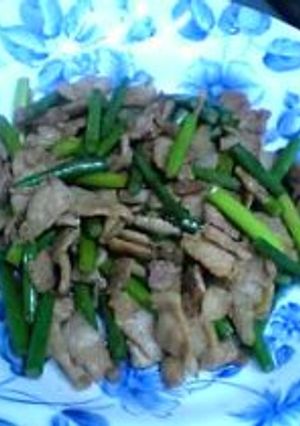 豚肉とにんにくの芽のの炒め物-レシピのメイン写真
