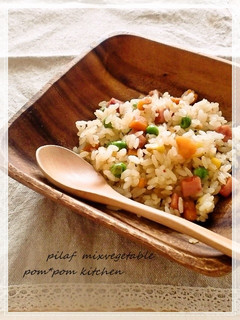 ちゃちゃっと簡単♪すぐできるピラフ風炒飯-レシピのメイン写真