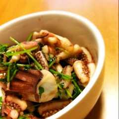 รูปของ イカと豆苗の中華炒め