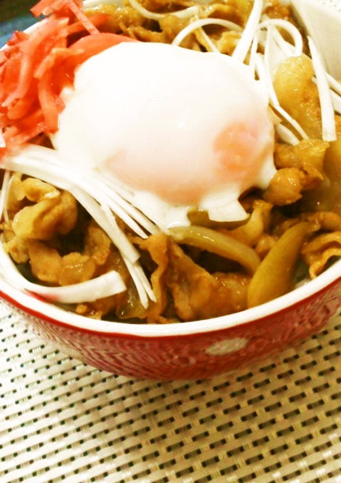 玉ねぎでコク旨！うちの10分でできる豚丼-レシピのメイン写真