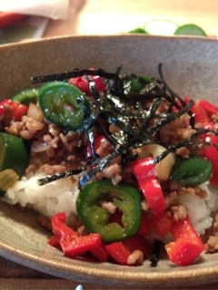 ☆こどもピーマンのそぼろ丼☆彡-レシピのメイン写真