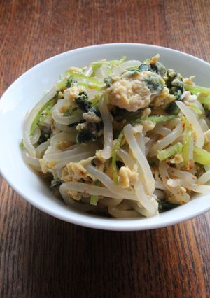 醤油麹ｄｅ糸こんにゃくと三つ葉の卵とじ-レシピのメイン写真