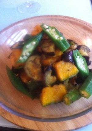 【ロゼワイン】夏野菜とササミのカレー炒め-レシピのメイン写真