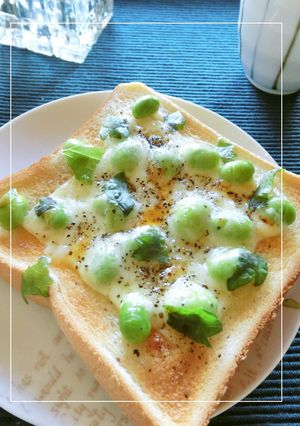 枝豆×大葉のダシダ・ラー油トースト-レシピのメイン写真