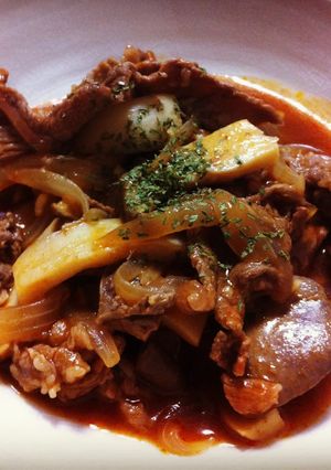 牛肉とレバーのきのこ煮込み-レシピのメイン写真