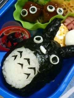 キャラ弁★トトロ-レシピのメイン写真