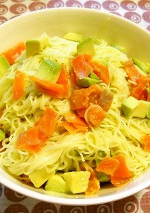 アボガドとスモークサーモンの冷製パスタ-レシピのメイン写真