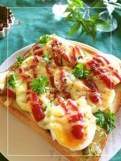 茹で卵とズッキーニとピクルスのトースト-レシピのメイン写真