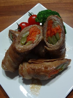 定番☆薄切り豚肉のてりてり野菜巻き-レシピのメイン写真