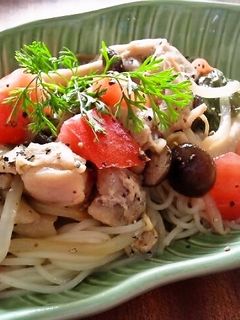 鶏肉とトマトのエスニックそうめん-レシピのメイン写真