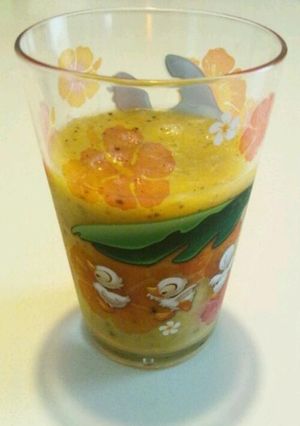 キウイ＆オレンジ健康ジュース-レシピのメイン写真