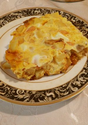 ベーコンとチーズ入りスペインオムレツ-レシピのメイン写真