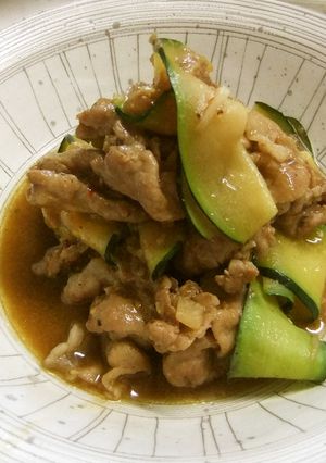 ズッキーニと豚肉の醤油麹炒め-レシピのメイン写真