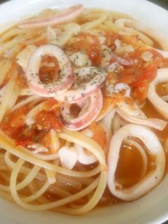 簡単♪いかのガーリックトマトパスタ-レシピのメイン写真