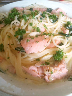 ほうれん草とさけのクリームパスタ-レシピのメイン写真