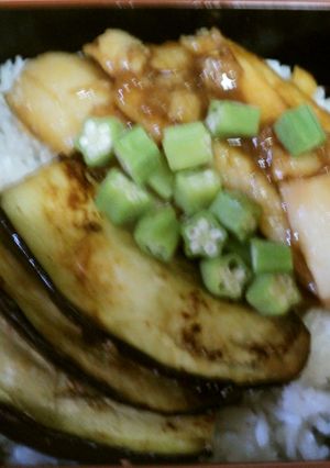 ヒラメとなすのかば焼き丼-レシピのメイン写真