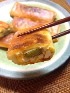 空豆と卵サラダのとろ〜りチーズ春巻き♬-レシピのメイン写真