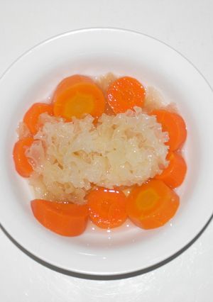 白きくらげと人参のスープ-レシピのメイン写真