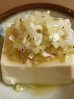 おつまみに♪ネギ塩冷奴-レシピのメイン写真
