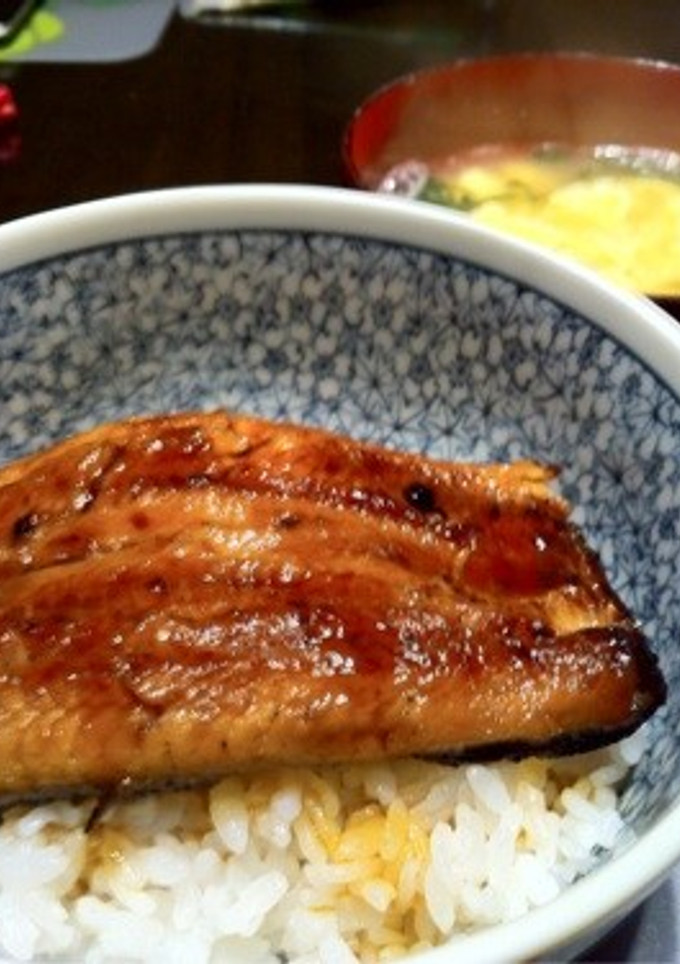 一手間掛けてウナギを美味しく頂く方法-レシピのメイン写真