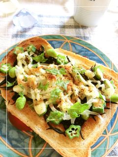 ひじきとオクラの焼肉のたれトースト-レシピのメイン写真