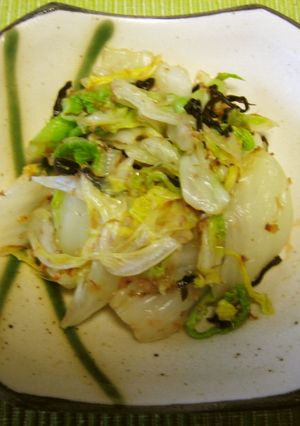 簡単ノンオイル♪白菜と塩昆布のおかかあえ-レシピのメイン写真