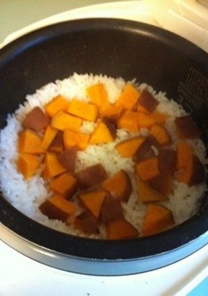 絶品！サツマイモの炊き込みご飯-レシピのメイン写真