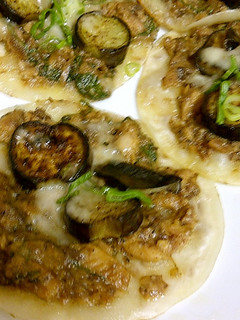餃子の皮でおつまみ☆ナスとイワシ缶-レシピのメイン写真
