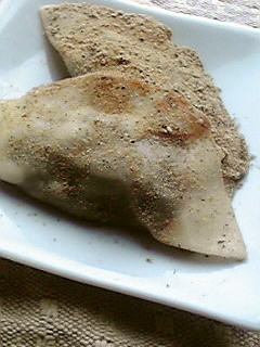 余り餃子の皮で…なんちゃって。八つ橋!?-レシピのメイン写真