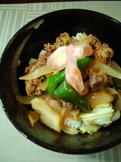 ごはんにガリで!さっぱりスタミナ焼肉丼-レシピのメイン写真