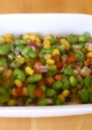 夏らしい♪色鮮やかなヘルシー枝豆サラダ-レシピのメイン写真