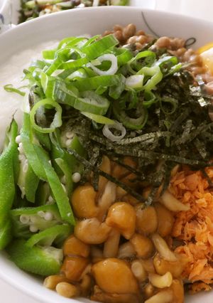 具沢山ねばねば冷やし蕎麦（丼でも♡）-レシピのメイン写真