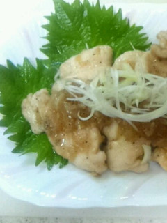 驚きの柔らかさ!鶏ムネ肉のネギ塩チキン-レシピのメイン写真