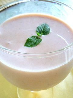 桃まるごと in 贅沢ピーチシェイク-レシピのメイン写真