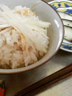ごま風味☆新生姜の炊き込みご飯-レシピのメイン写真