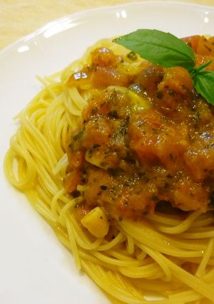 トマトとバジルソースのパスタ-レシピのメイン写真