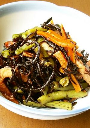 ひじきと大好きな莢いんげんの煮物-レシピのメイン写真