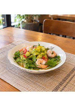 海老・アボカド・トマトの醤油レモン冷麺★動画あり-レシピのメイン写真