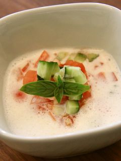 tomatoとモッツァレラの冷製スープ-レシピのメイン写真