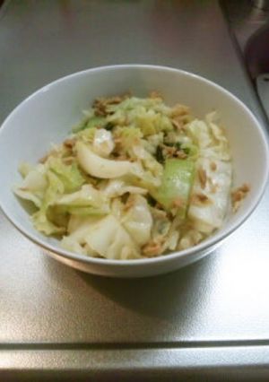 簡単☆キャベツと青梗菜のツナ炒め-レシピのメイン写真